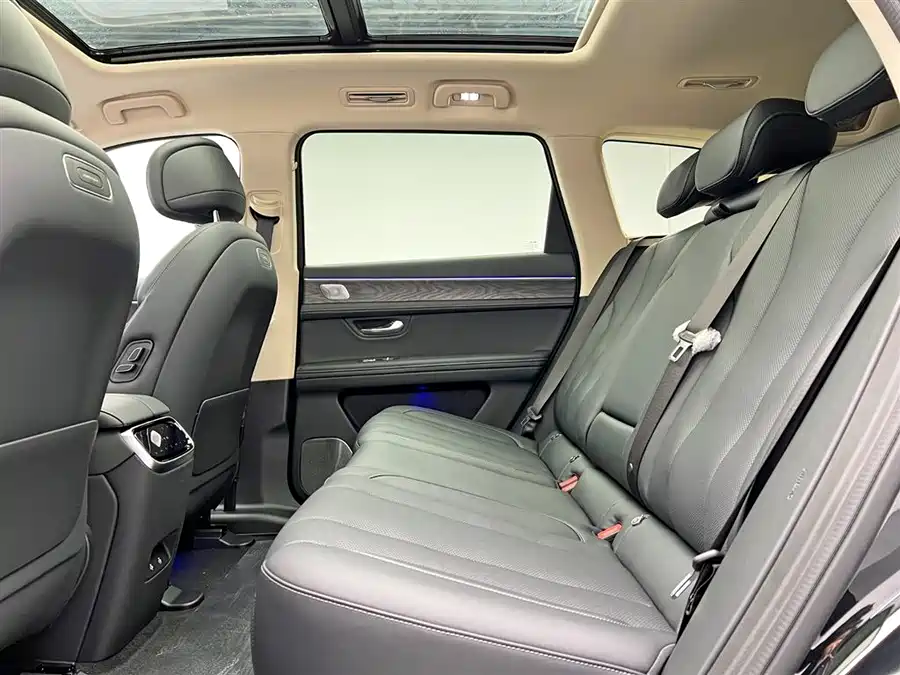 900x675_0_q87_c42_autohomecar__ChxpV2lHjtOAMZXpAAH-v6H-hKI741.jpg.webp Used HUAWEI AITO M7 2024 1.5T rear drive Plus version 5 seats