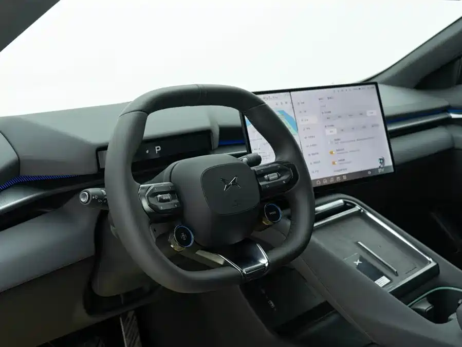 900x675_0_q87_c42_autohomecar__ChxpV2lHkwOAVCw_AAEOSZhi6q4004.jpg.webp Used Xpeng P7 2025 702 Long Battery Life Ultra