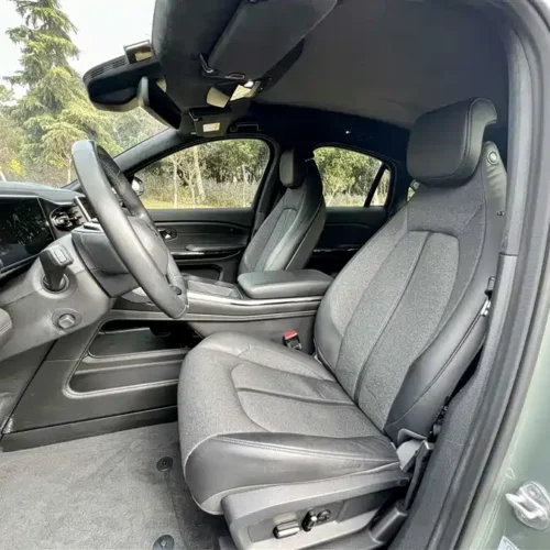 900x675_0_q87_c42_autohomecar__ChxpV2lI1s6ATC0WAAKZGiEIUFI565.jpg.webp Used NIO EC6 2022 75kWh sports version