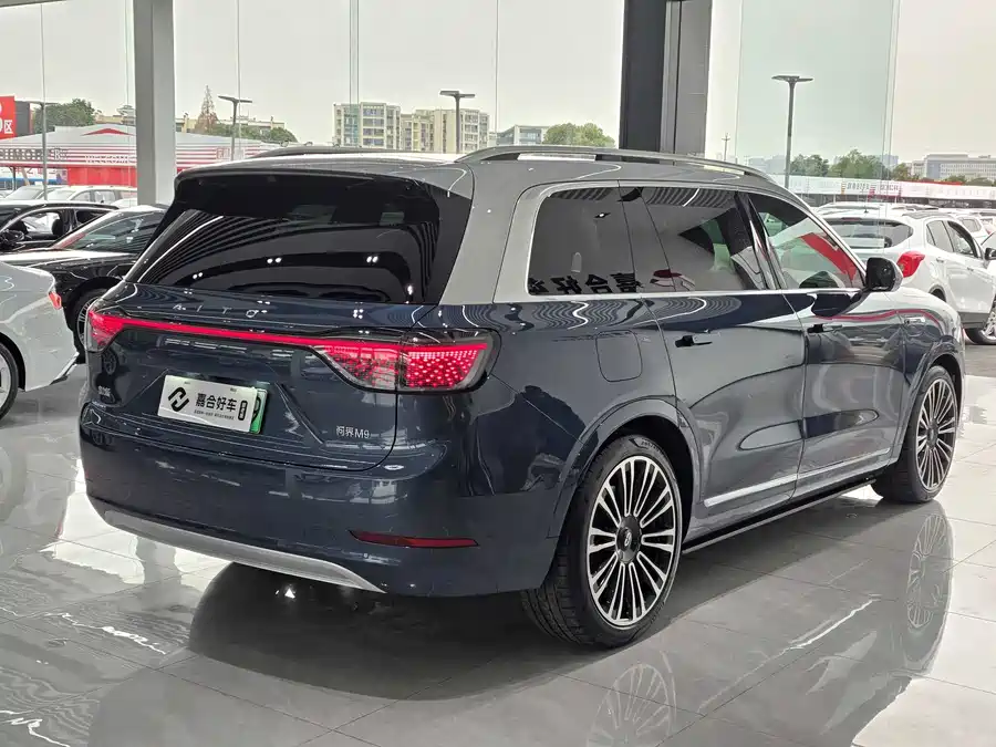 900x675_0_q87_c42_autohomecar__ChxpV2lIuFWAEtaQAARhDwE9dG8625.jpg.webp Used AITO M9 2024 extended range Ultra version 52kWh 5-seater version