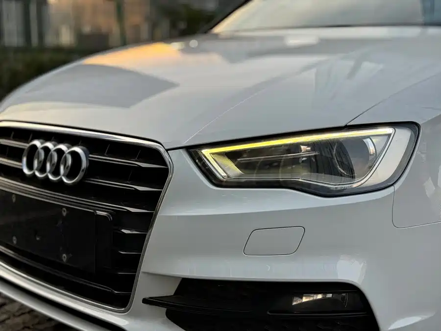 Used Audi A3 2015 Limousine 40 TFSI automatic luxury model