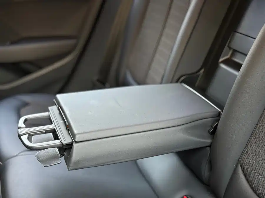 Used Audi A3 2015 Limousine 40 TFSI automatic luxury model