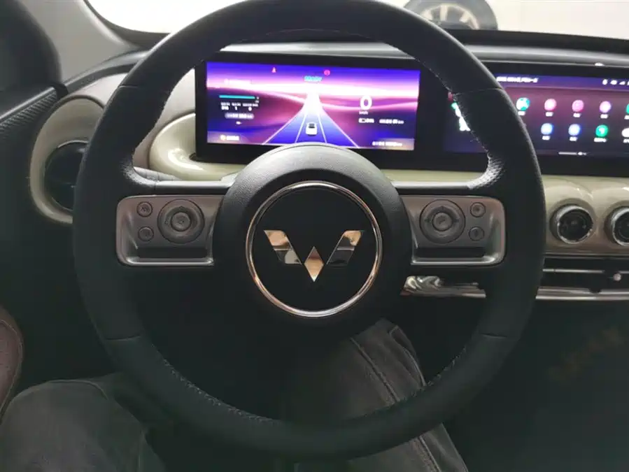 Used Wuling Bingo 2023 model 333km Lingxi Internet+ model