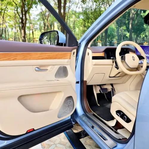 900x675_0_q87_c42_autohomecar__ChxpV2lJCuGALSJaAAwWF9UPBnQ151.jpg.webp Used HUAWEI AITO M7 2024 1.5T Intelligent Driving Four-wheel Drive Max Version 6 Seats