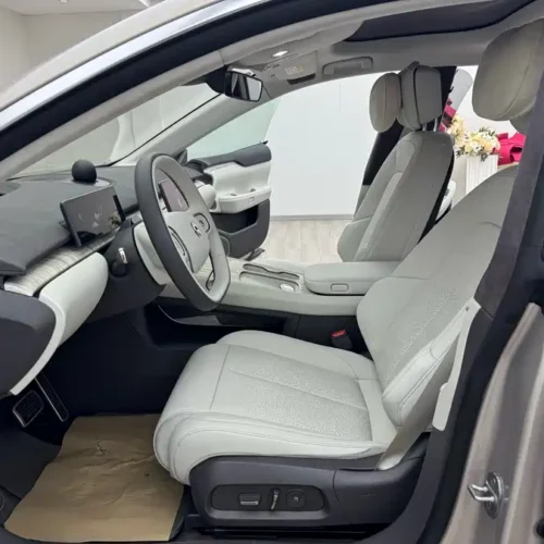 900x675_0_q87_c42_autohomecar__ChxpV2lJGPaAOtAEAAa6XBoSjuQ111.jpg.webp Used NIO ET7 2024 75kWh Executive Edition