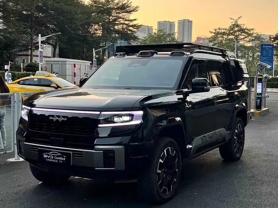 900x675_0_q87_c42_autohomecar__ChxpV2lJH0aAVKjSAAjqyXD_p8Q334.jpg.webp Used BYD Leopard 8 2025 Zhiyong flagship version 7 seats