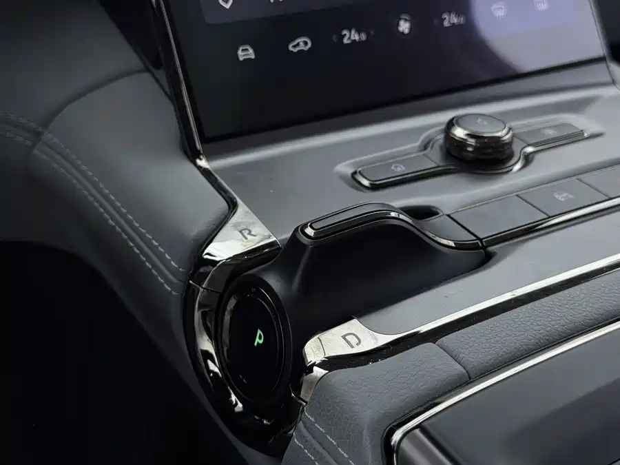 900x675_0_q87_c42_autohomecar__ChxpV2lKOPOAEiM1AAOMRjxYEE8886.jpg.webp Used NIO ES6 2019 420KM Sports Edition