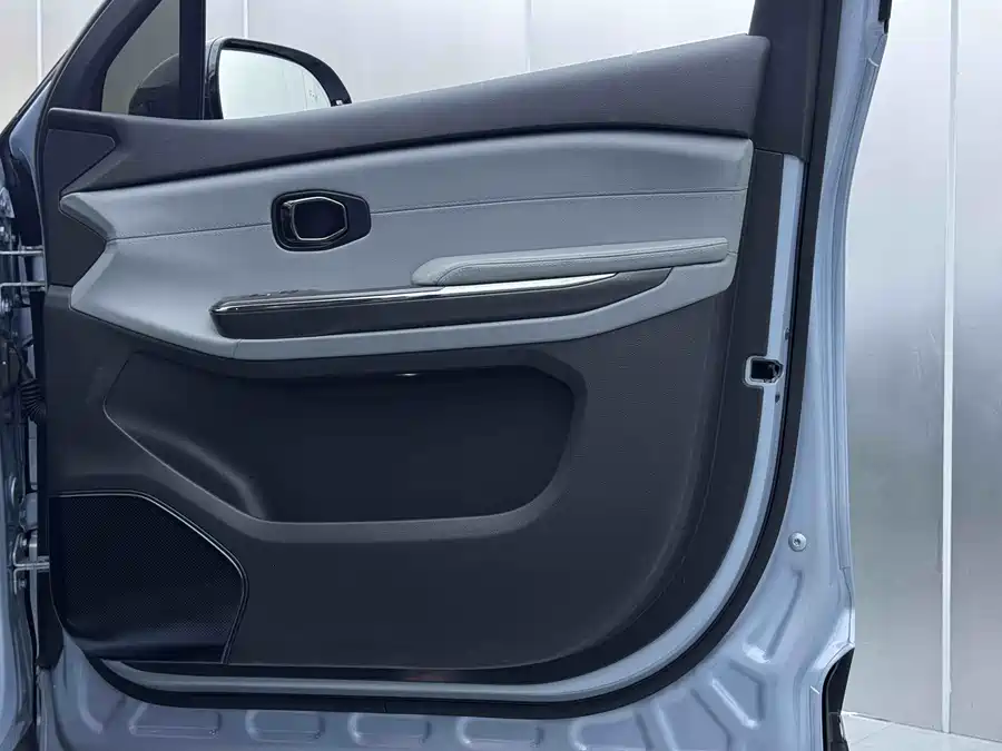 900x675_0_q87_c42_autohomecar__ChxpV2lKOPaALKOMAARVtrYbndE355.jpg.webp Used NIO ES6 2019 420KM Sports Edition