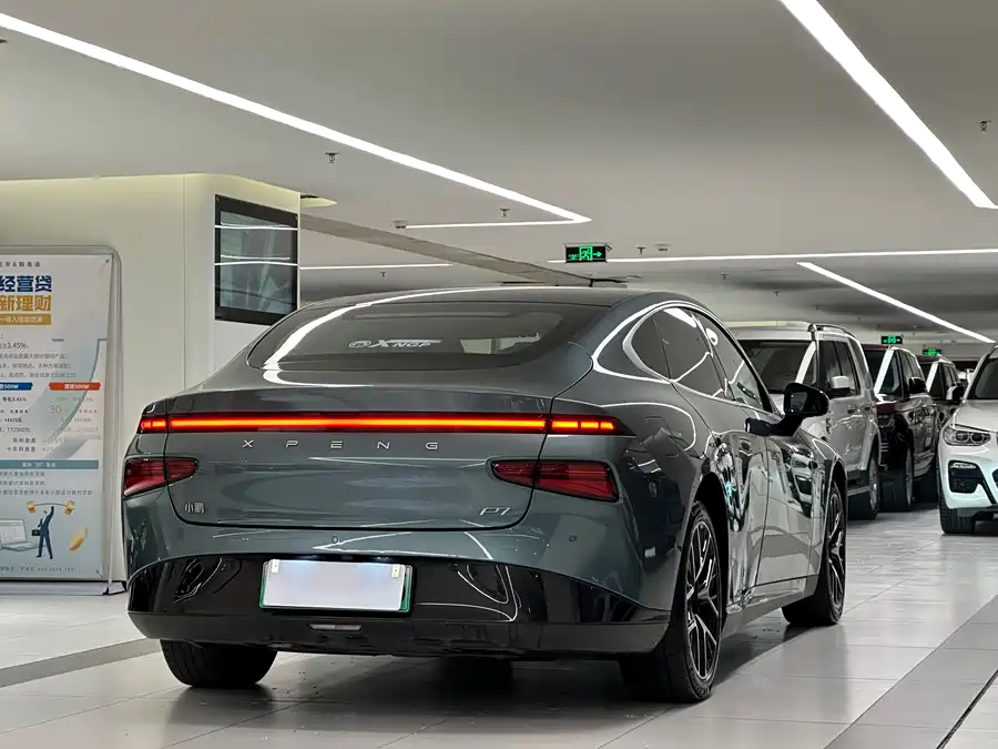 900x675_0_q87_c42_autohomecar__ChxpV2lKTBiAKnNyAAcahdSQhxQ078.jpg.webp Used Xpeng P7 2023 model P7i 702 Pro
