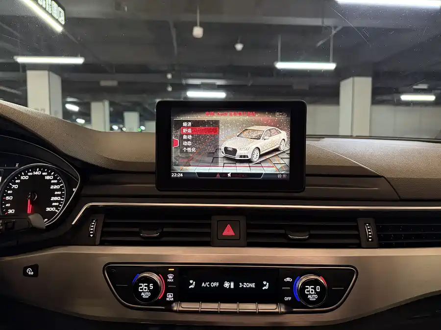 Used Audi A4L 2019 45 TFSI quattro personalized sports version National VI