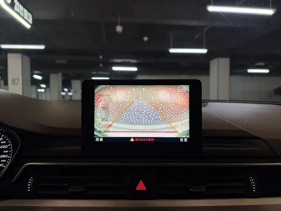 Used Audi A4L 2019 45 TFSI quattro personalized sports version National VI