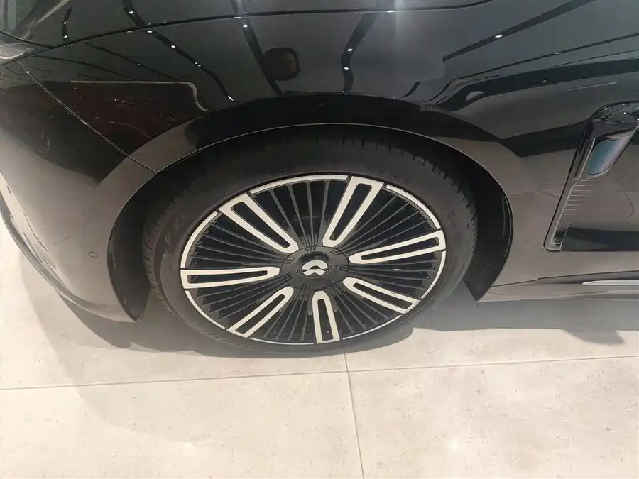 Used NIO ET9 2025 model 102kWh