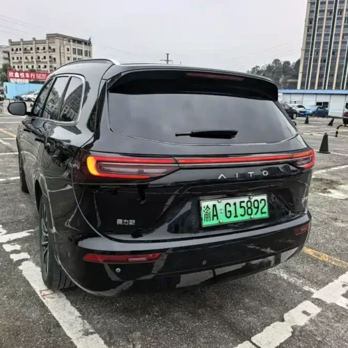 900x675_0_q87_c42_autohomecar__ChxpV2lL69CATbOBAAmJVTG3ooM536.jpg.webp Used HUAWEI AITO M7 2024 1.5T four-wheel drive Plus version 5 seats