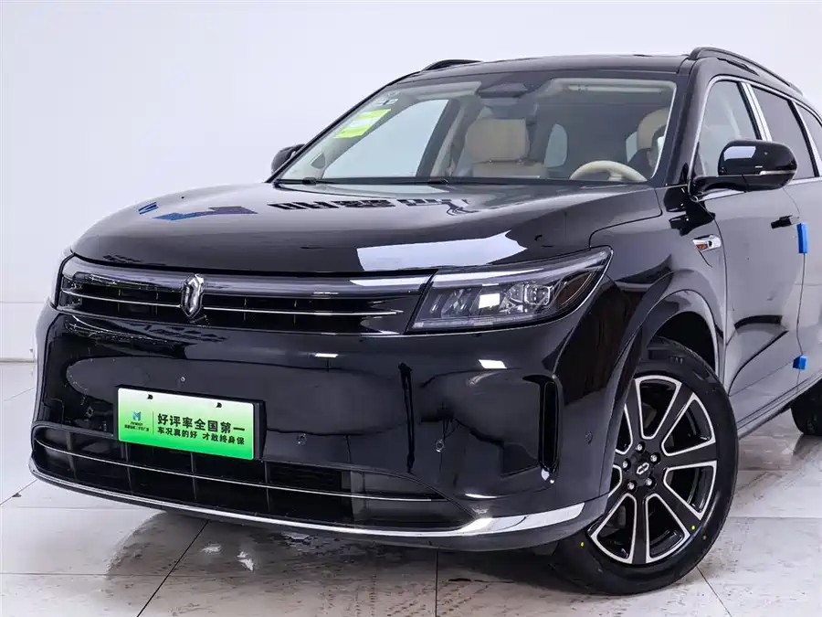 900x675_0_q87_c42_autohomecar__ChxpV2lLZ8yAKwSuAAHdLC8fWU8338.jpg.webp Used HUAWEI AITO M7 2024 1.5T Smart Driving Rear Drive Pro Version 5 Seats