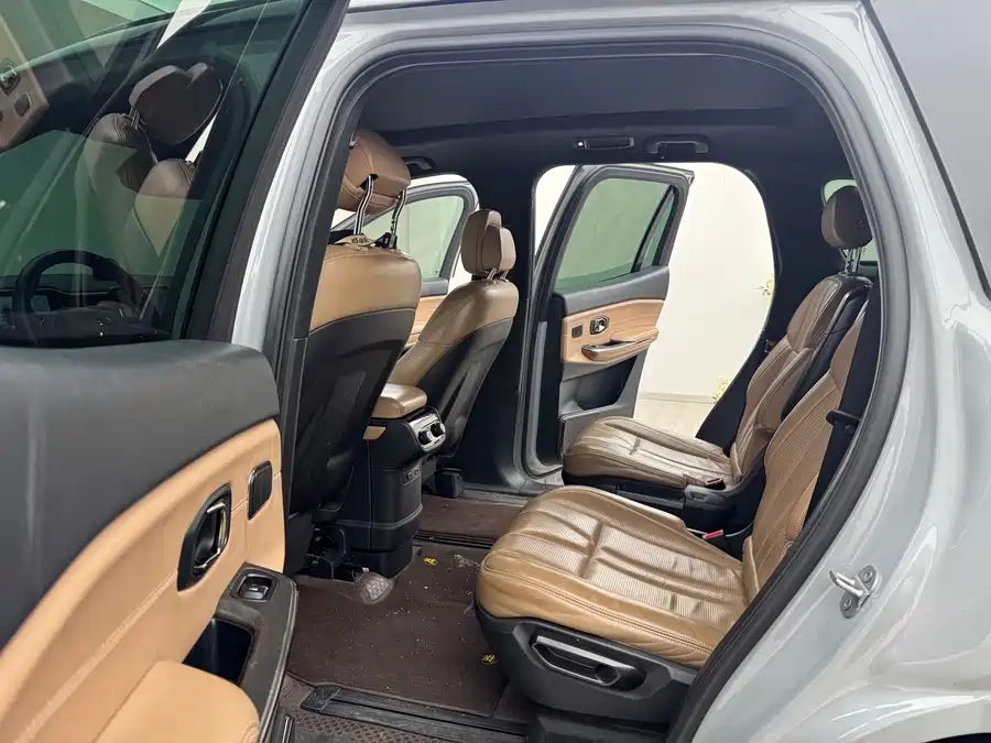 900x675_0_q87_c42_autohomecar__ChxpV2lLbZaAB99hAAgbEwxvdAE311.jpg.webp Used NIO ES8 2022 model 100kWh signature version six seats