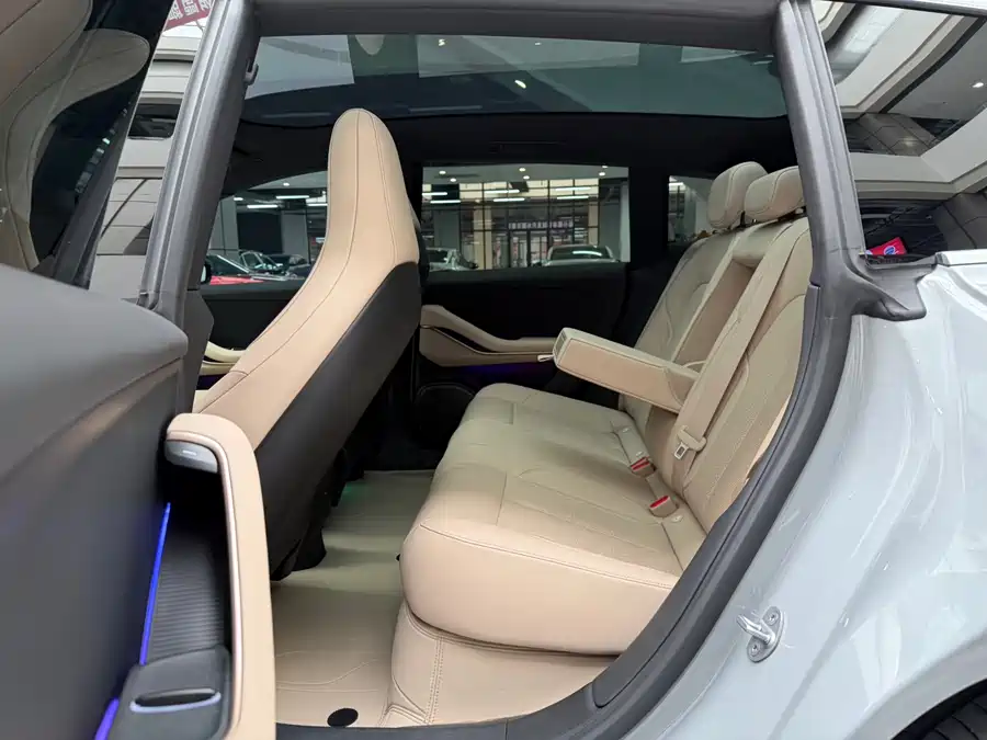 900x675_0_q87_c42_autohomecar__ChxpV2lM6oWAd-TvAAYb6iG7AfE576.jpg.webp Used NIO ET5T 2024 model 75kWh Touring