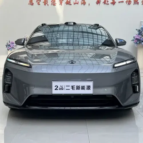 900x675_0_q87_c42_autohomecar__ChxpV2lMrbWADz9mAAT_Se2RYSA372.jpg.webp Used NIO ET5T 2025 Champion Commemorative Edition 75kWh Tourin