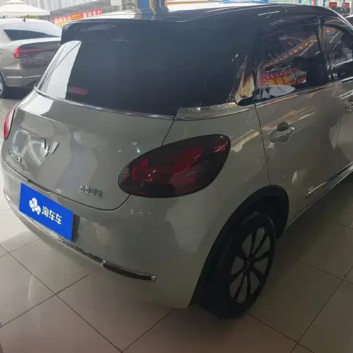 Used Wuling Bingo 2023 model 333km Yuexiang model