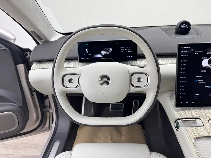 900x675_0_q87_c42_autohomecar__ChxpV2lN_SiABniIAAaH9Dbnkdo113.jpg.webp Used NIO ET7 2024 75kWh Executive Edition