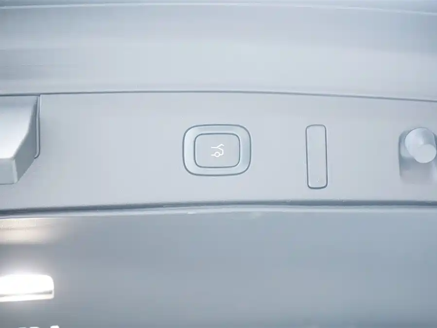 900x675_0_q87_c42_autohomecar__ChxpV2lOPnWAUfkpAAC0YbywvYc954.jpg.webp Used NIO ET5T 2023 75kWh Touring