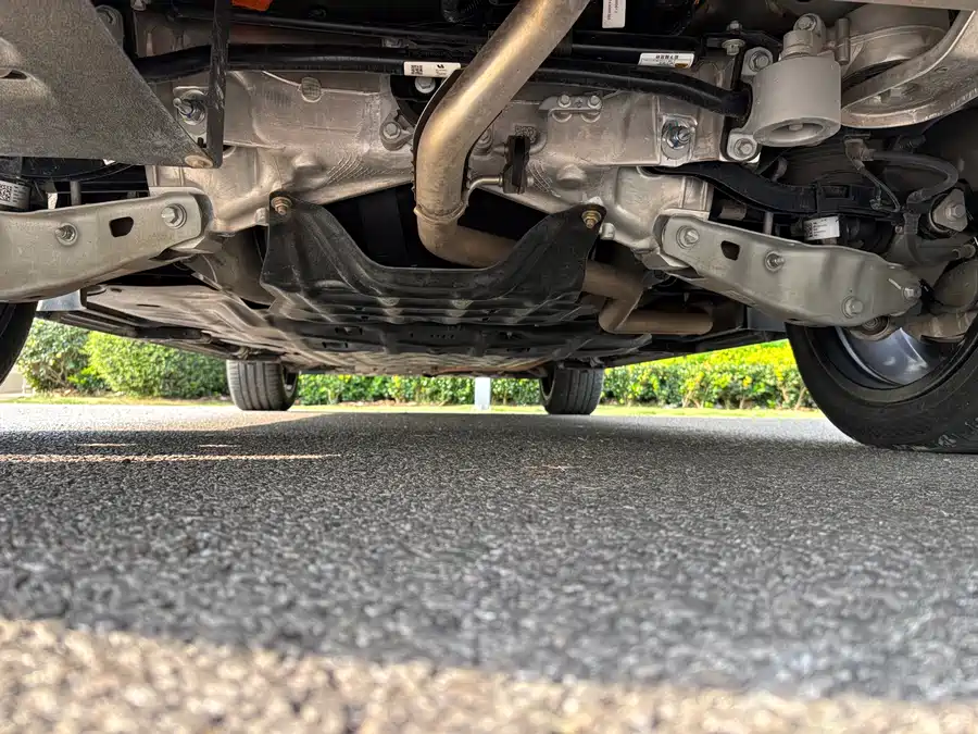 900x675_0_q87_c42_autohomecar__ChxpVWiS5hOAJMtIAAvbG59G_Wc009.jpg.webp Used Li Auto L9 2024 Ultra