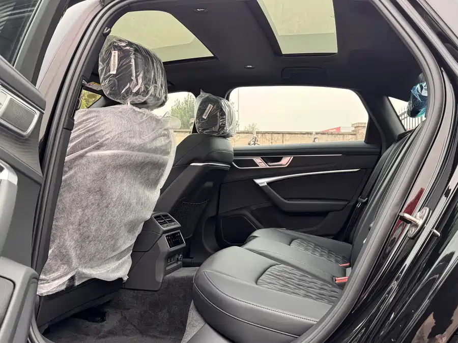 900x675_0_q87_c42_autohomecar__ChxpVWj5yv2Aa5T5AApCHEyrbqc122.jpg.webp Used Audi A6L 2025 45 TFSI quattro premium dynamic model