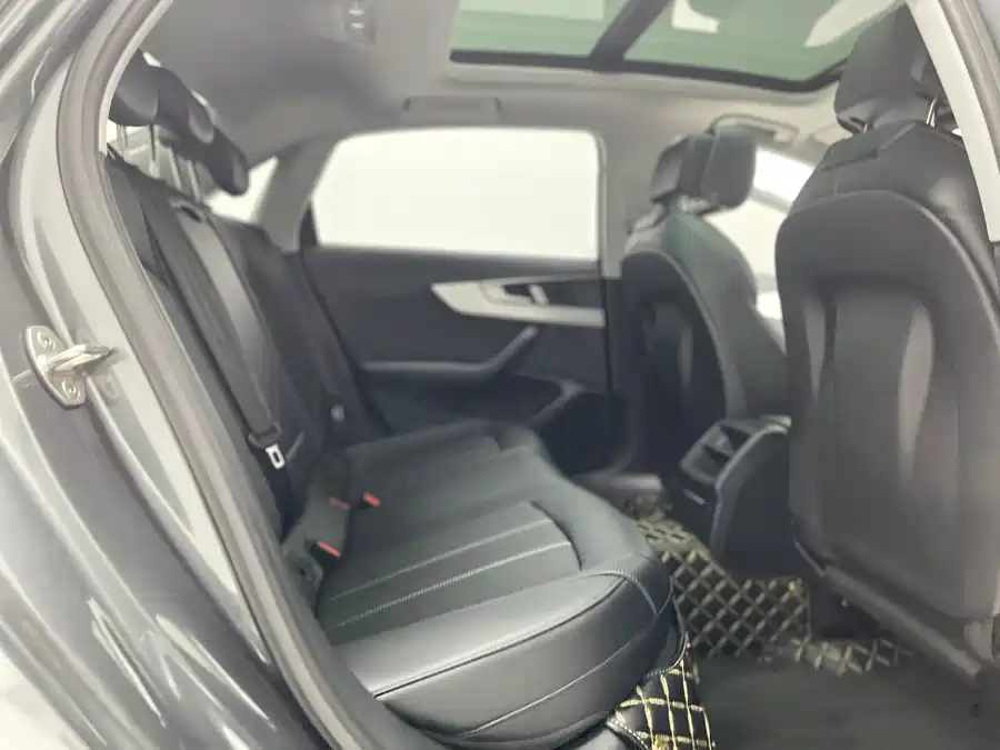 Used Audi A4L 2024 40 TFSI Fashionable and Dynamic