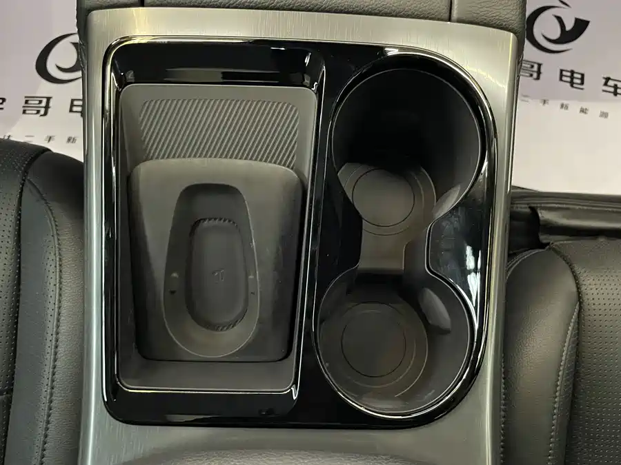 Used NIO ES8 2018 model 355KM baseline version seven-seater version