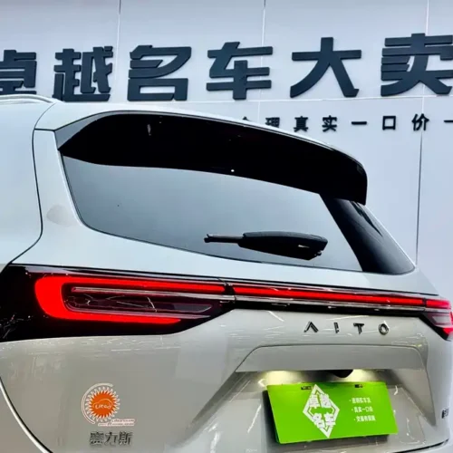 900x675_0_q87_c42_autohomecar__ChxpVWjY-FeAL1XzAAZZLzeaHXg928.jpg.webp Used HUAWEI AITO M7 2024 1.5T rear drive Plus version 5 seats