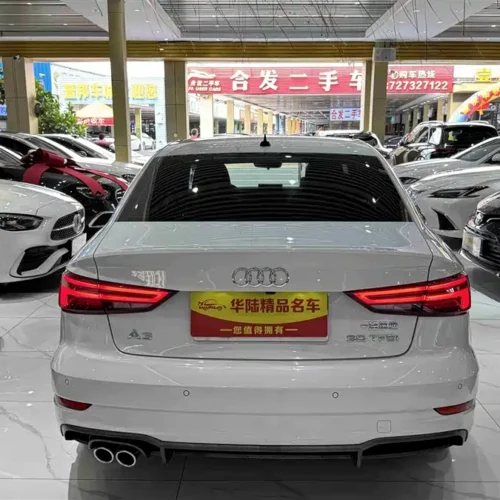 900x675_0_q87_c42_autohomecar__ChxpVWjd7ruANPRkAALBXOh-jyA440.jpg.webp Used Audi A3 2020 Limousine 35 TFSI Sports National V