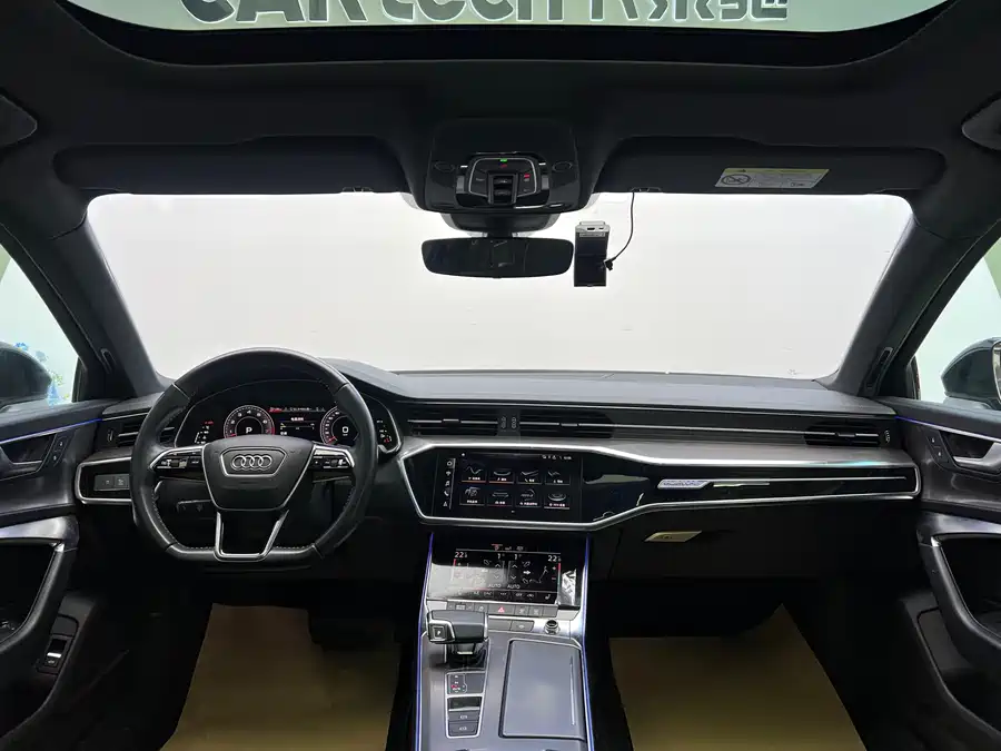 900x675_0_q87_c42_autohomecar__ChxpVWjg9heAKHEBAAd48HjzLs8570.jpg.webp Used Audi A6L 2020 55 TFSI quattro exclusive dynamic model