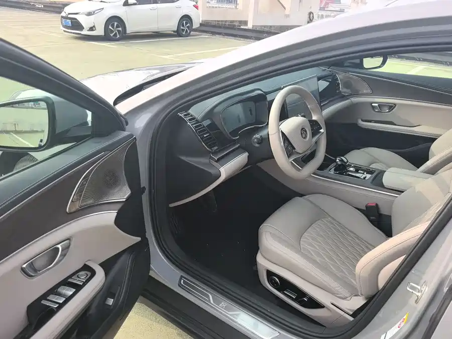 Used BYD Han 2025 DM-i 125KM lidar smart driving model
