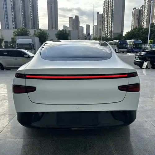 900x675_0_q87_c42_autohomecar__ChxpVWjrSyiAOsDeAAUJ8QmKL-8307.jpg.webp Used Xpeng P7 2023 model P7i 702 Pro