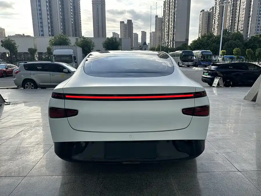 900x675_0_q87_c42_autohomecar__ChxpVWjrSyiAOsDeAAUJ8QmKL-8307.jpg.webp Used Xpeng P7 2023 model P7i 702 Pro