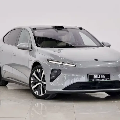900x675_0_q87_c42_autohomecar__ChxpVWk-RauAJN3GAAfpes2Rb0I627.jpg.webp Used NIO ET7 2022 model 100kWh first edition