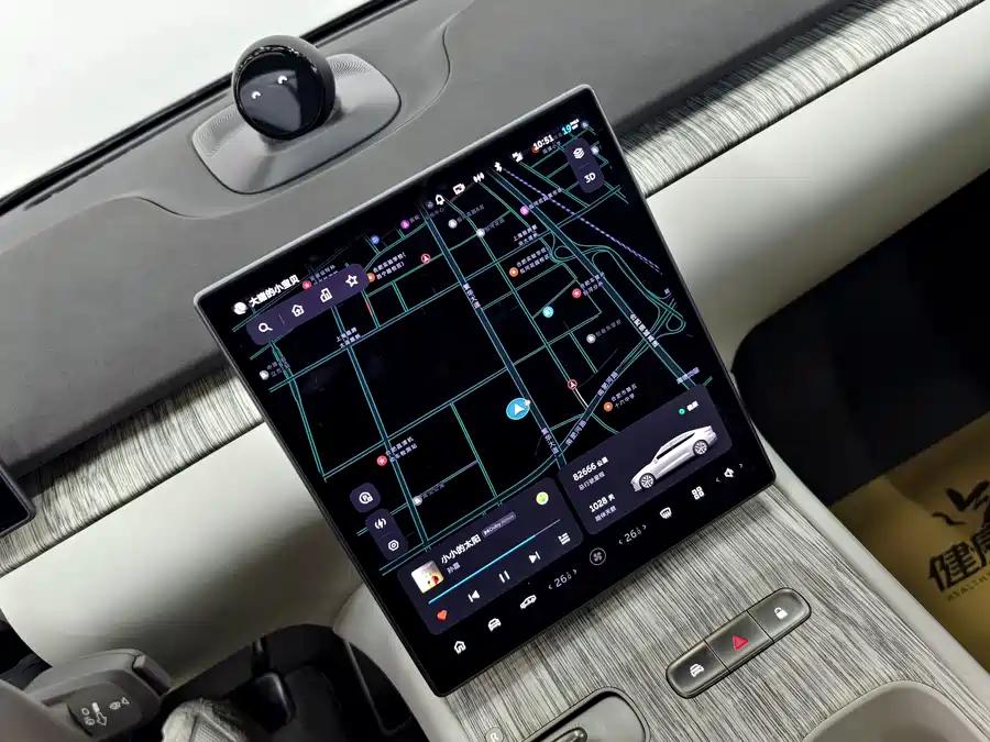 900x675_0_q87_c42_autohomecar__ChxpVWk-RbOAGBHLAA18ufcN730313.jpg.webp Used NIO ET7 2022 model 100kWh first edition