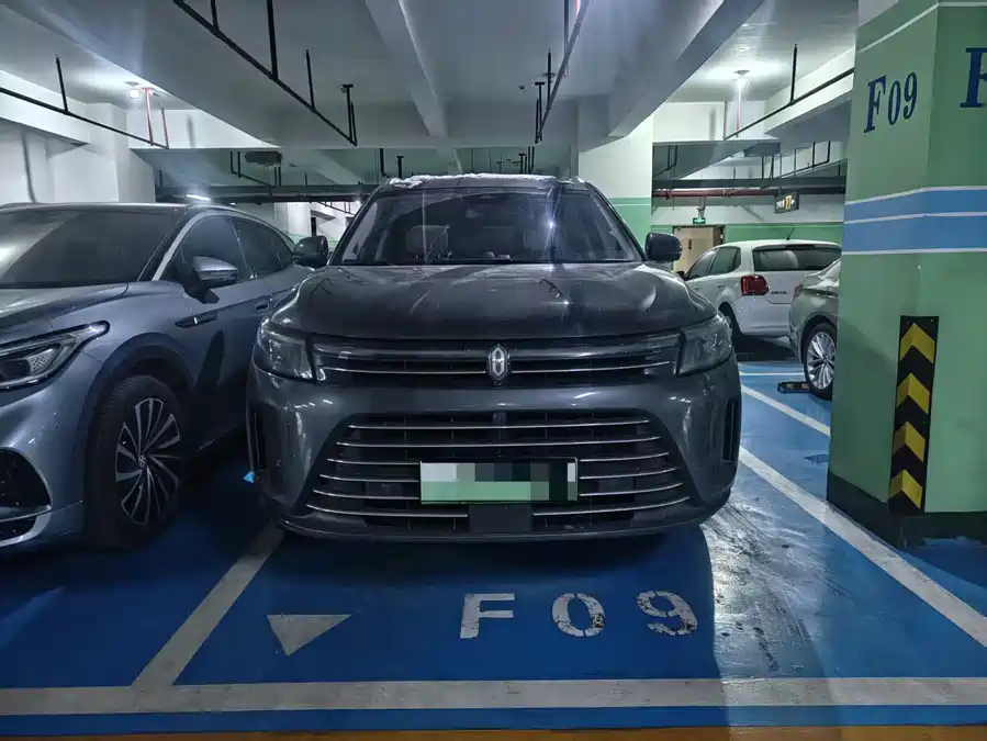 900x675_0_q87_c42_autohomecar__ChxpVWk-UmKAPcX6AAMwdJb-YDg884.jpg.webp Used HUAWEI AITO M7 2022 1.5T rear-wheel drive comfort version