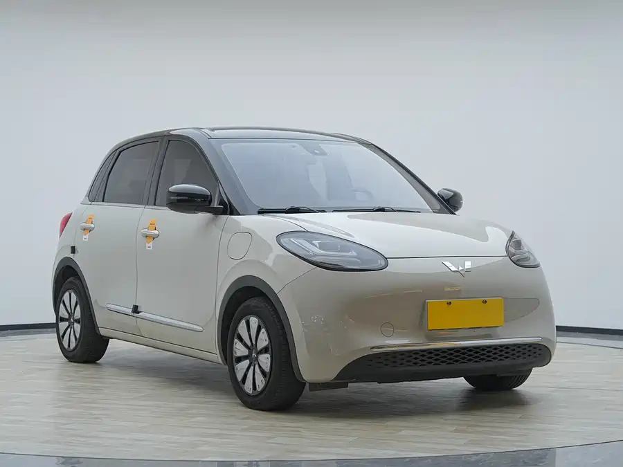 900x675_0_q87_c42_autohomecar__ChxpVWk-ZYyABzlEAATg-ke1k8Q256.jpg.webp Used Wuling Bingo 2023 model 333km Yuexiang+ model