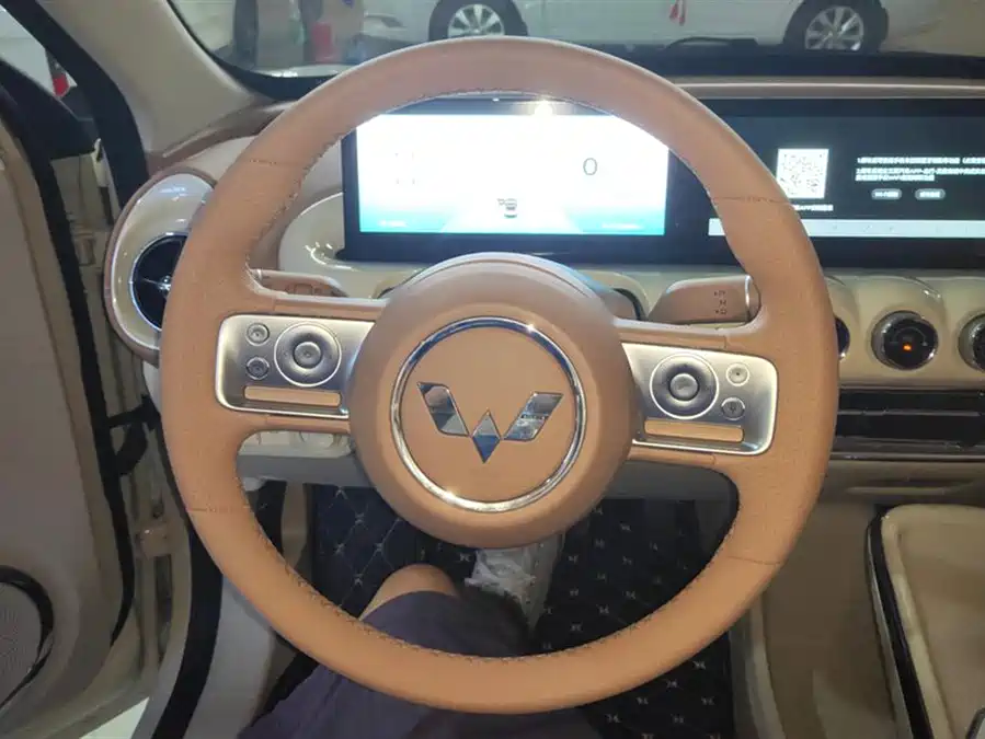 900x675_0_q87_c42_autohomecar__ChxpVWk-paGAUgNcAAF8rpKl4Xw207.jpg.webp Used Wuling Bingo 2025 model 333km Lingxi exclusive model