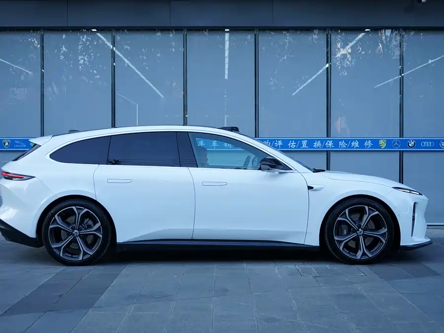 900x675_0_q87_c42_autohomecar__ChxpVWk04emAO-_bAAc25XJrANU445.jpg.webp Used NIO ET5T 2024 model 75kWh Touring