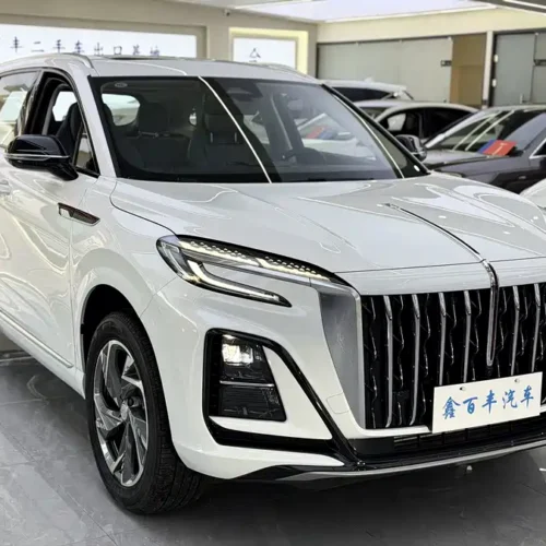 900x675_0_q87_c42_autohomecar__ChxpVWk1Q5-AL2llAAi2e0OoANk236.jpg.webp Used Hongqi HS3 PHEV 2025 117km Jinwei Edition