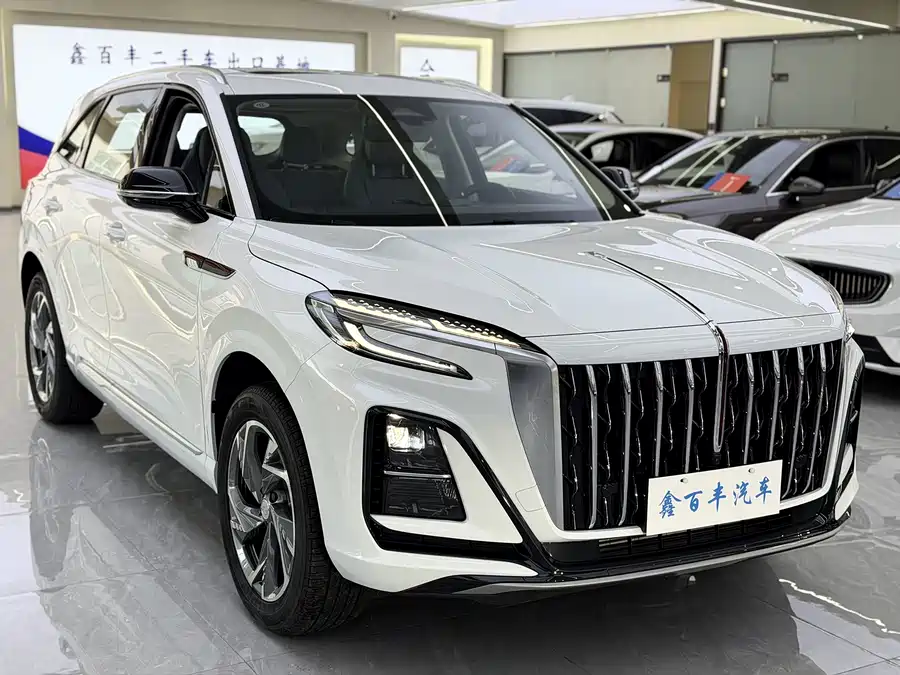 900x675_0_q87_c42_autohomecar__ChxpVWk1Q5-AL2llAAi2e0OoANk236.jpg.webp Used Hongqi HS3 PHEV 2025 117km Jinwei Edition