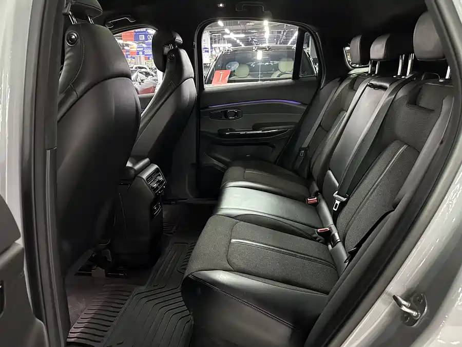 900x675_0_q87_c42_autohomecar__ChxpVWk42POAIFEoAAUiuagwkzs074.jpg.webp Used NIO EC6 2020 430KM Sports Edition