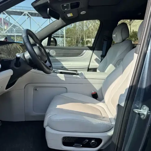 900x675_0_q87_c42_autohomecar__ChxpVWk5MtOAfcOGAAV7mEhwoHs720.jpg.webp Used AITO M9 2024 pure electric Max version 100kWh 6-seater version