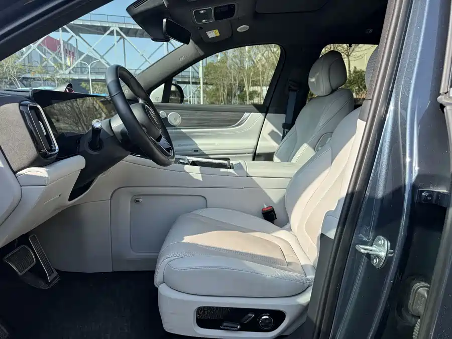 900x675_0_q87_c42_autohomecar__ChxpVWk5MtOAfcOGAAV7mEhwoHs720.jpg.webp Used AITO M9 2024 pure electric Max version 100kWh 6-seater version