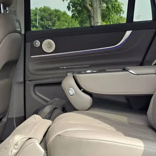 900x675_0_q87_c42_autohomecar__ChxpVWk6SmCABjn9AAcEjjrtLRk615.jpg.webp Used AITO M9 2024 extended range Max version 42kWh 5-seater version