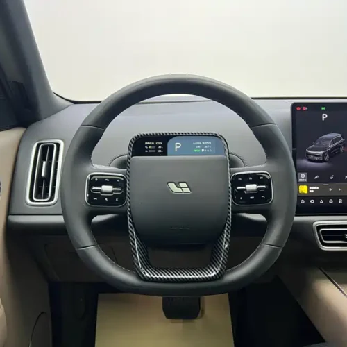 900x675_0_q87_c42_autohomecar__ChxpVWk6WcaAYeGCAAfDVI_a6ao075.jpg.webp Used Li Auto L9 2025 Ultra smart refresh version