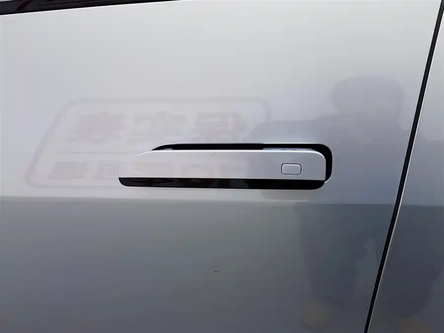 900x675_0_q87_c42_autohomecar__ChxpVWk6XR2AX8_dAACihxNerTE381.jpg.webp Used BYD Leopard 8 2025 Zhiyong flagship version 7 seats