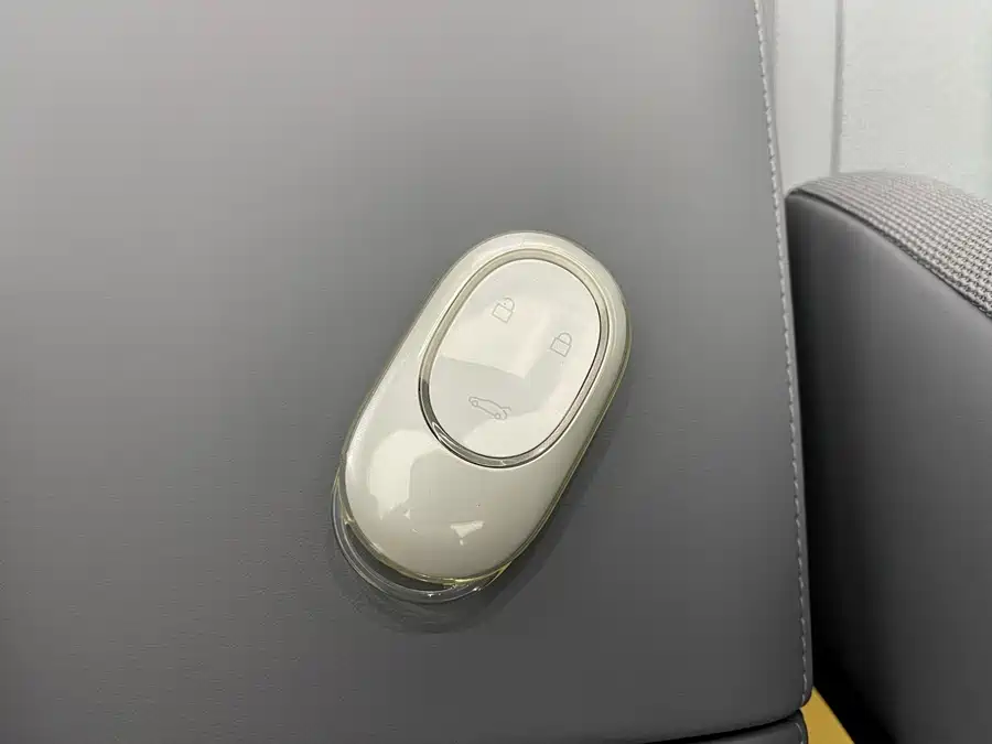 900x675_0_q87_c42_autohomecar__ChxpVWk7cOWARbyHAAbLT9hx7mY163.jpg.webp Used NIO ET5T 2024 model 75kWh Touring