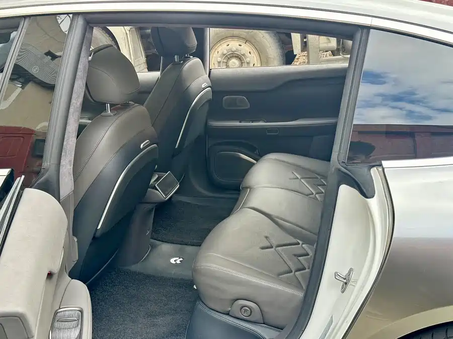 900x675_0_q87_c42_autohomecar__ChxpVWk7mAKAPJXyAAQqKsw27BU034.jpg.webp Used NIO ET7 2022 model 100kWh first edition